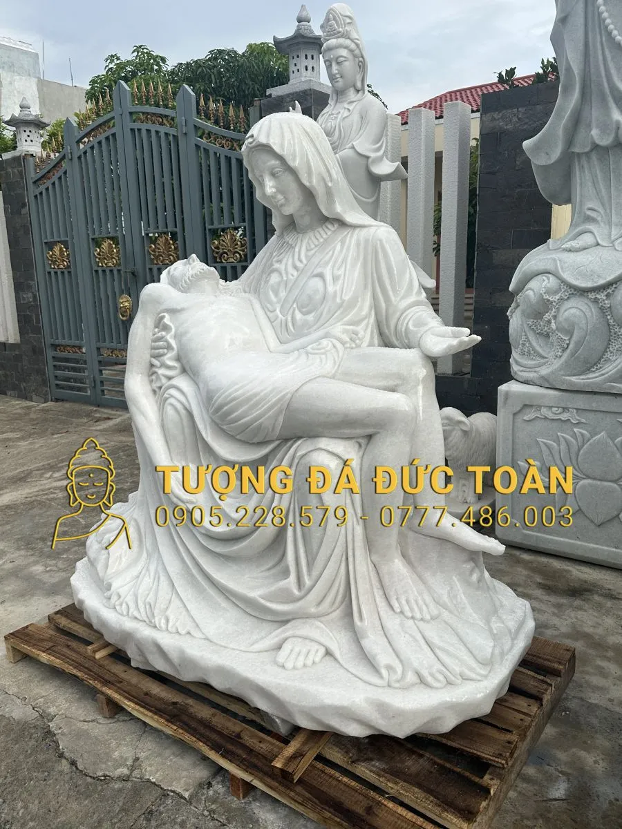 TƯỢNG ĐỨC MẸ SẦU BI ĐÁ TRẮNG CAO 1,5M DM_11 9 15 (3)