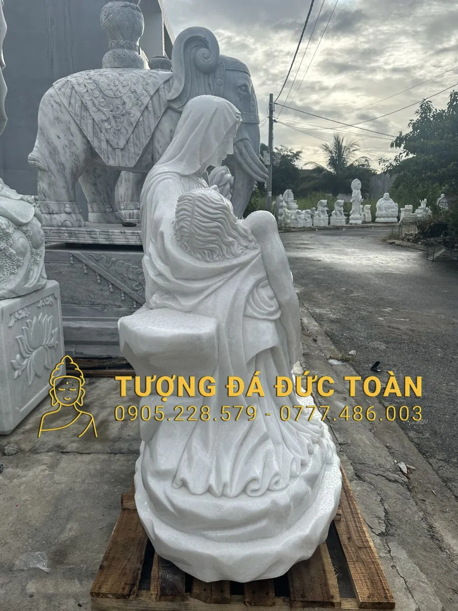 TƯỢNG ĐỨC MẸ SẦU BI ĐÁ TRẮNG CAO 1,5M DM_11 3 15 (9)