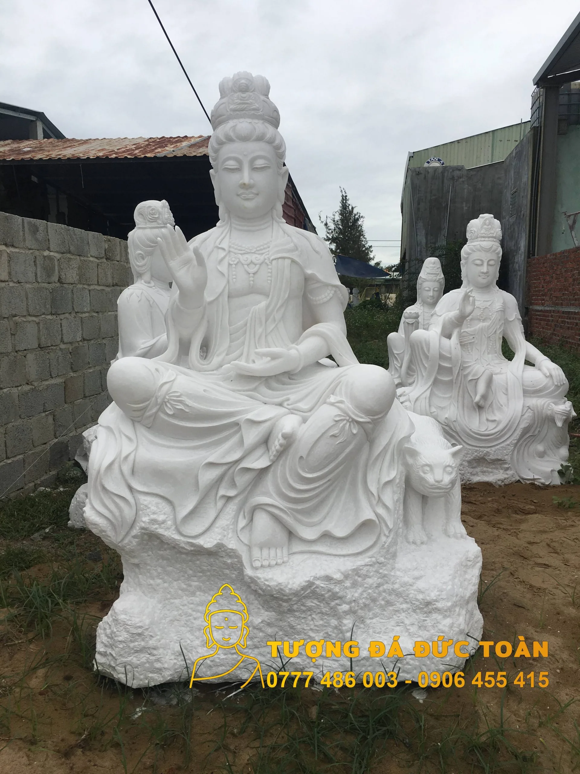 Điêu khắc Tượng Phật Quán Tự Tại Bồ Tát cao 1,5m