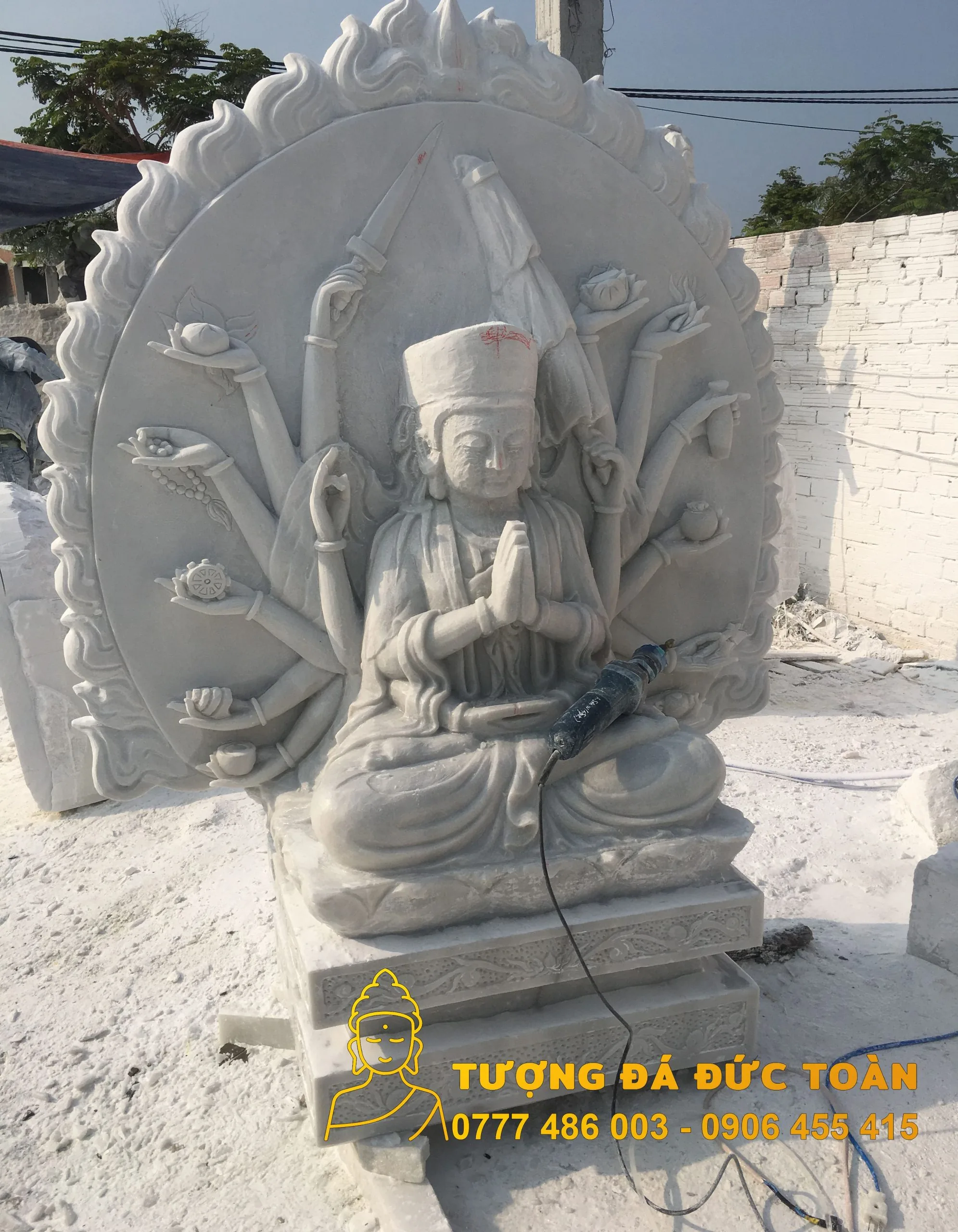 Tượng Nghìn Mắt Nghìn Tay Đá Đẹp