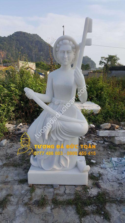 Tượng Cô Gái Bằng Đá Tự Nhiên Màu Trắng