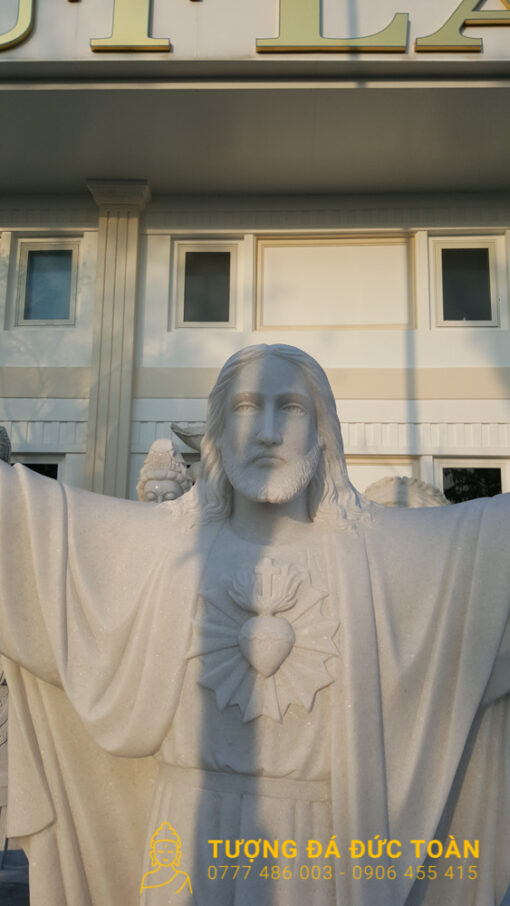 Tượng Chúa Jesus Đá Cẩm Thạch Đà Nẵng - 06