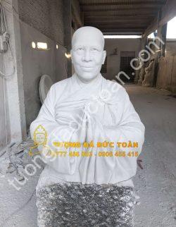 Tượng Bán Thân Đá Cẩm Thạch Nguyên Khối Đà Nẵng