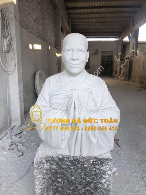Tượng Bán Thân Đá Cẩm Thạch Nguyên Khối Đà Nẵng