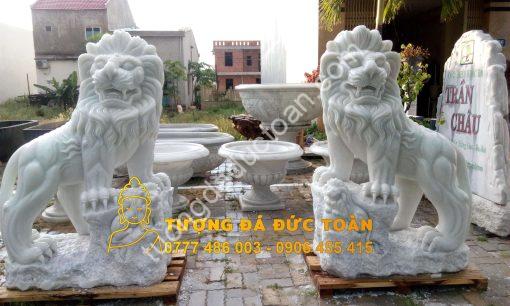 Tượng Sư Tử đá đẹp nguyên khối