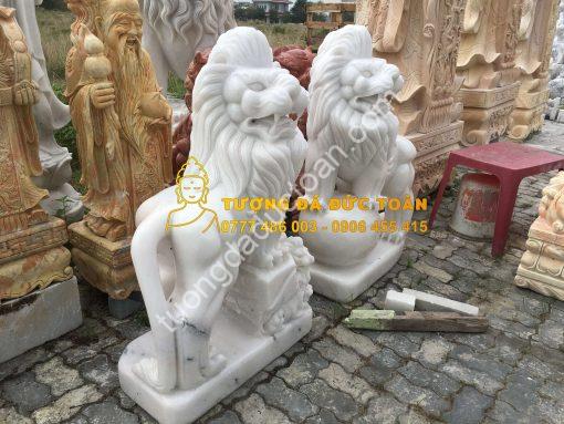 Chế tác tượng Sư Tử đá nguyên khối