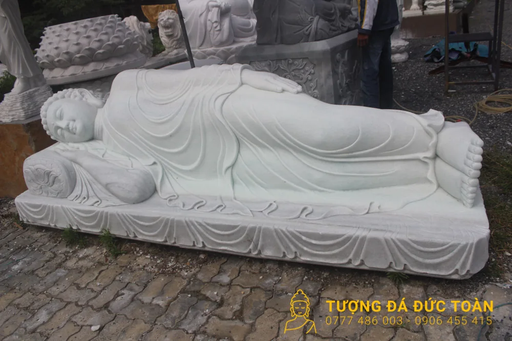Tượng Phật Nhập Niết Bàn Đá Non Nước Đà Nẵng
