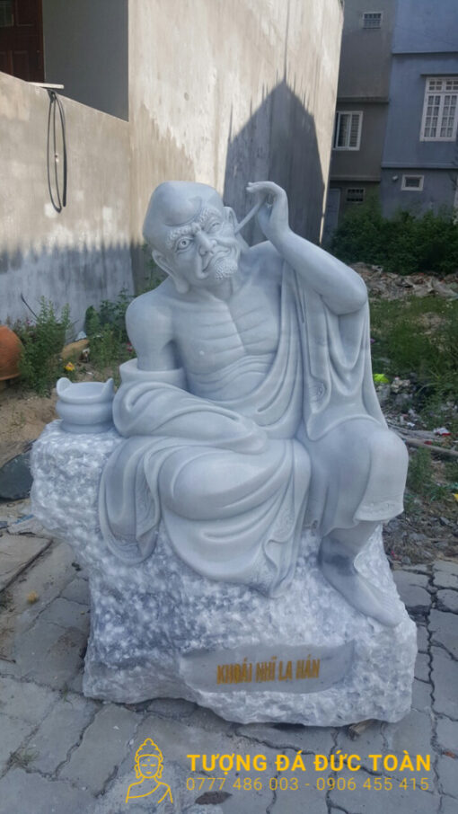 Tượng Phật La Hán Đá Nguyên Khối Ngũ Hành Sơn Đà Nẵng