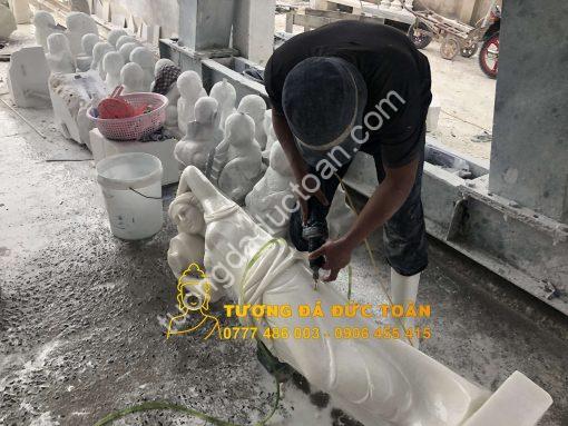 Tượng Cô Gái Bằng Đá Cẩm Thạch Trắng Non Nước Đà Nẵng