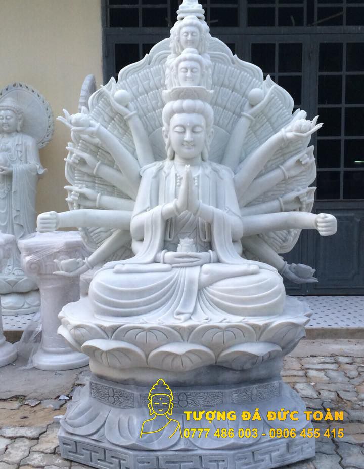 Tượng Phật Bà Nghìn Mắt Nghìn Tay bằng đá