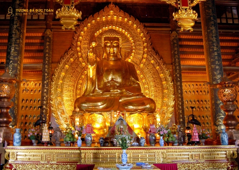 Tượng Phật Thích Ca Mâu Ni - Chùa Bái Đính, Ninh Bình