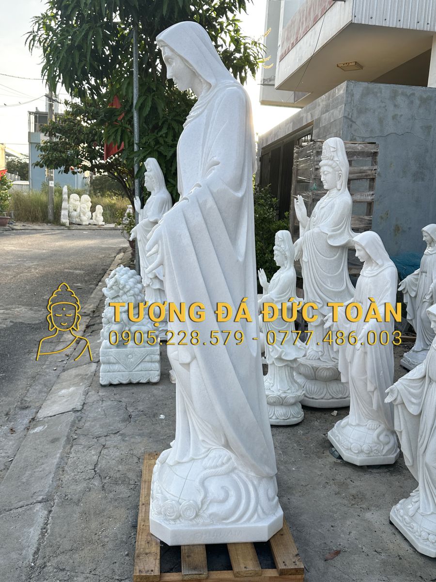 TƯỢNG MẸ BAN ƠN CAO 2M ĐÁ TRẮNG NGUYÊN KHỐI DM_36 3 21 (9)
