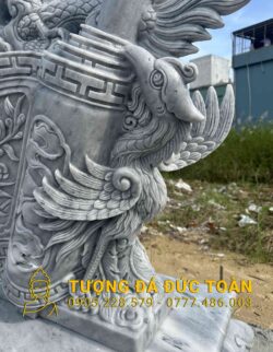 A BỨC BÌNH PHONG BẰNG ĐÁ CẨM THẠCH XÁM NGUYÊN KHỐI Tượng phượng hoàng.
