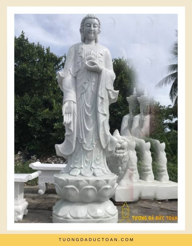 Tư thế tay của tượng Phật A Di Đà đứng