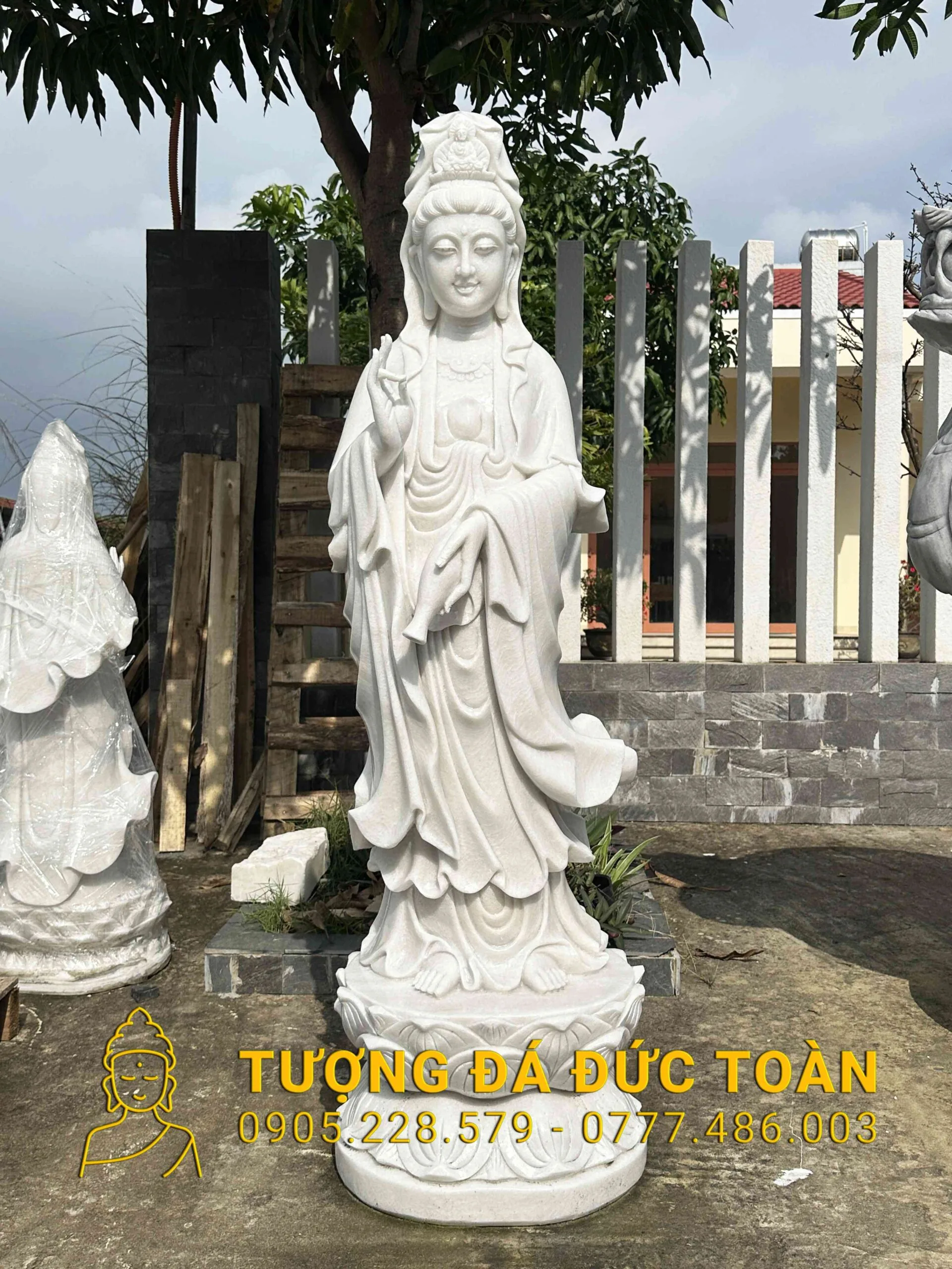 Tượng Quan Âm Đá Cẩm Thạch Trắng