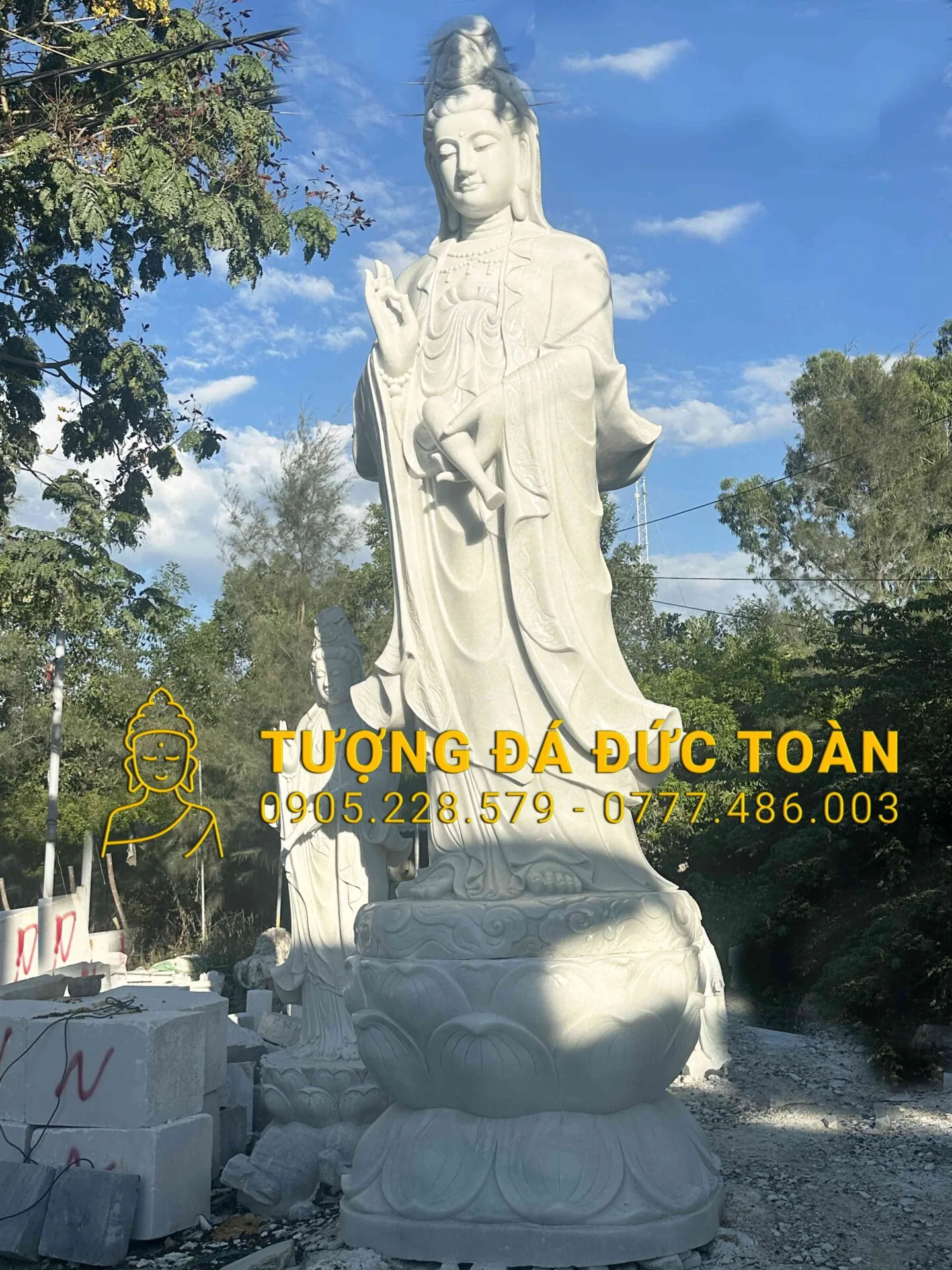 Mẫu tượng Phật Quan Âm đá trắng cao 5m QA_36