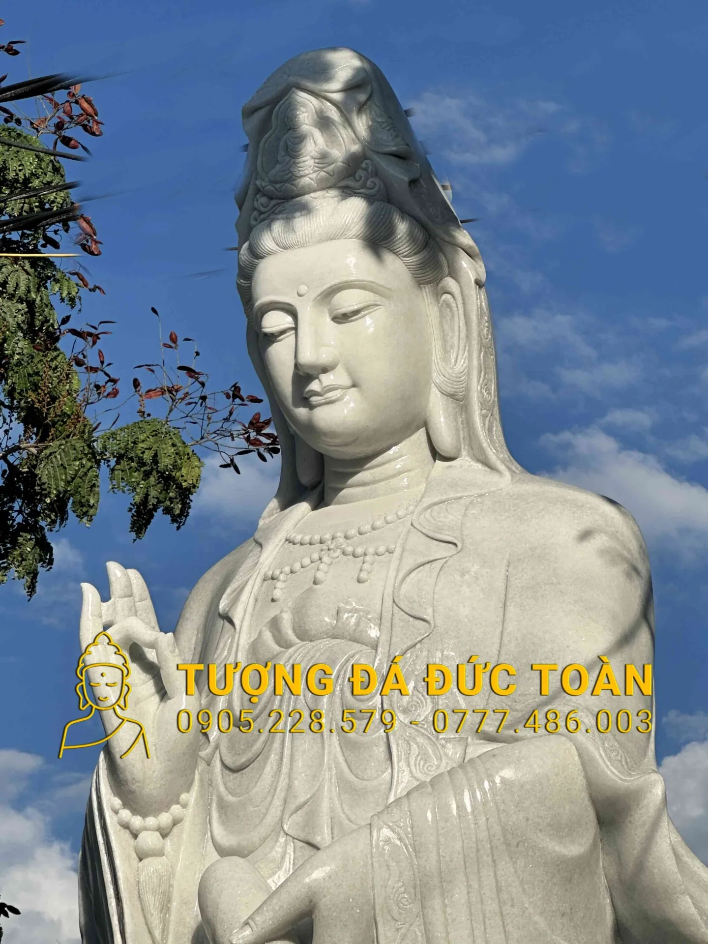 Tượng Quan Âm đá trắng QA_36 nhìn tổng thể