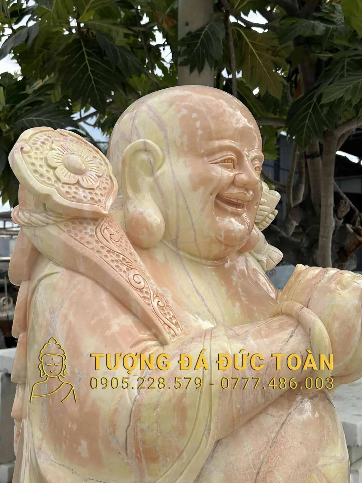 Tượng Phật Di Lặc Đá Vàng Cao 1,5m DL_45