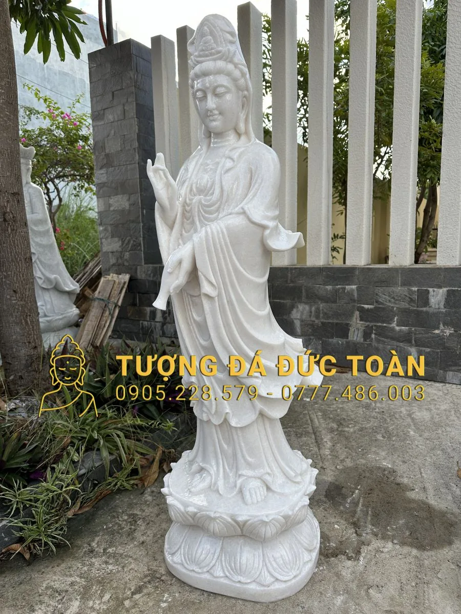 TƯỢNG QUAN ÂM ĐÁ TRẮNG