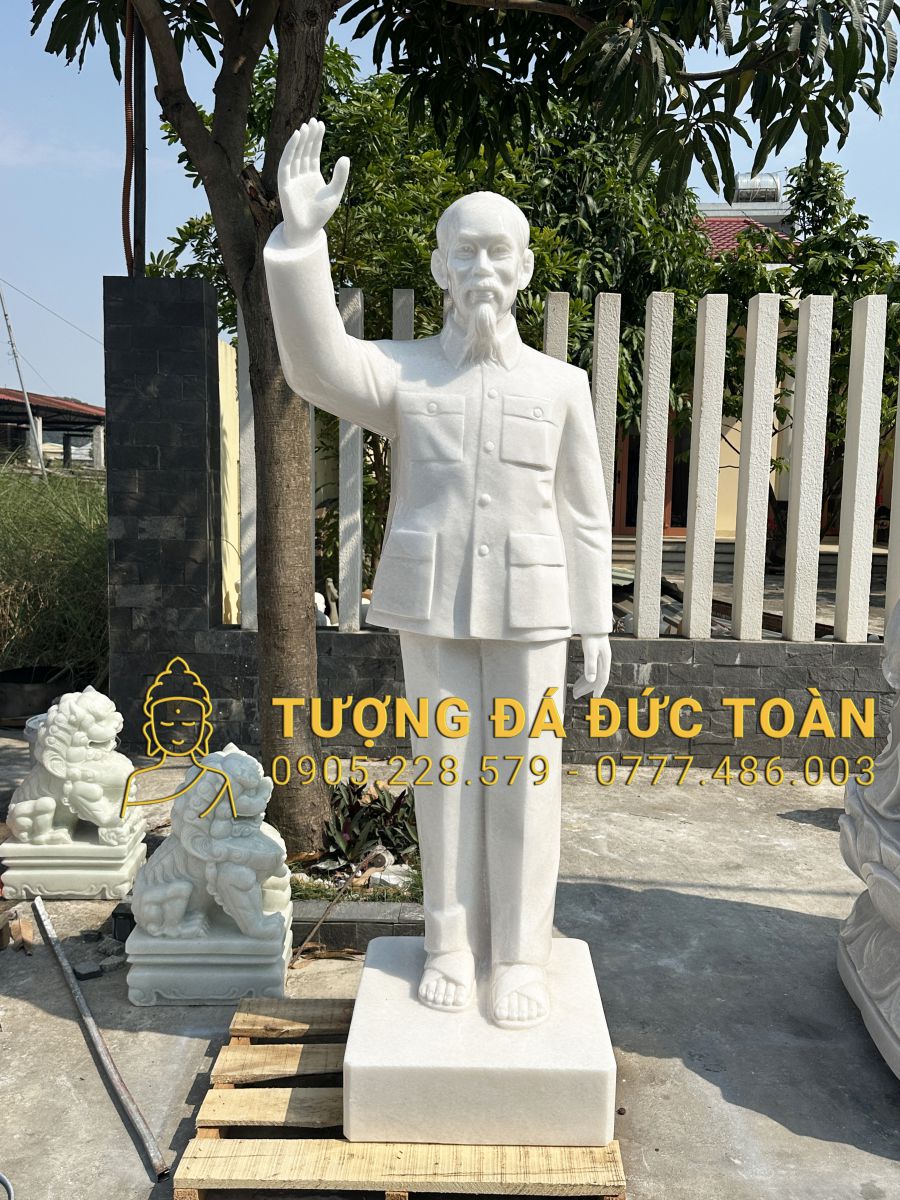 TƯỢNG BÁC HỒ ĐỨNG CAO 2M BH-09 16 32 (2)