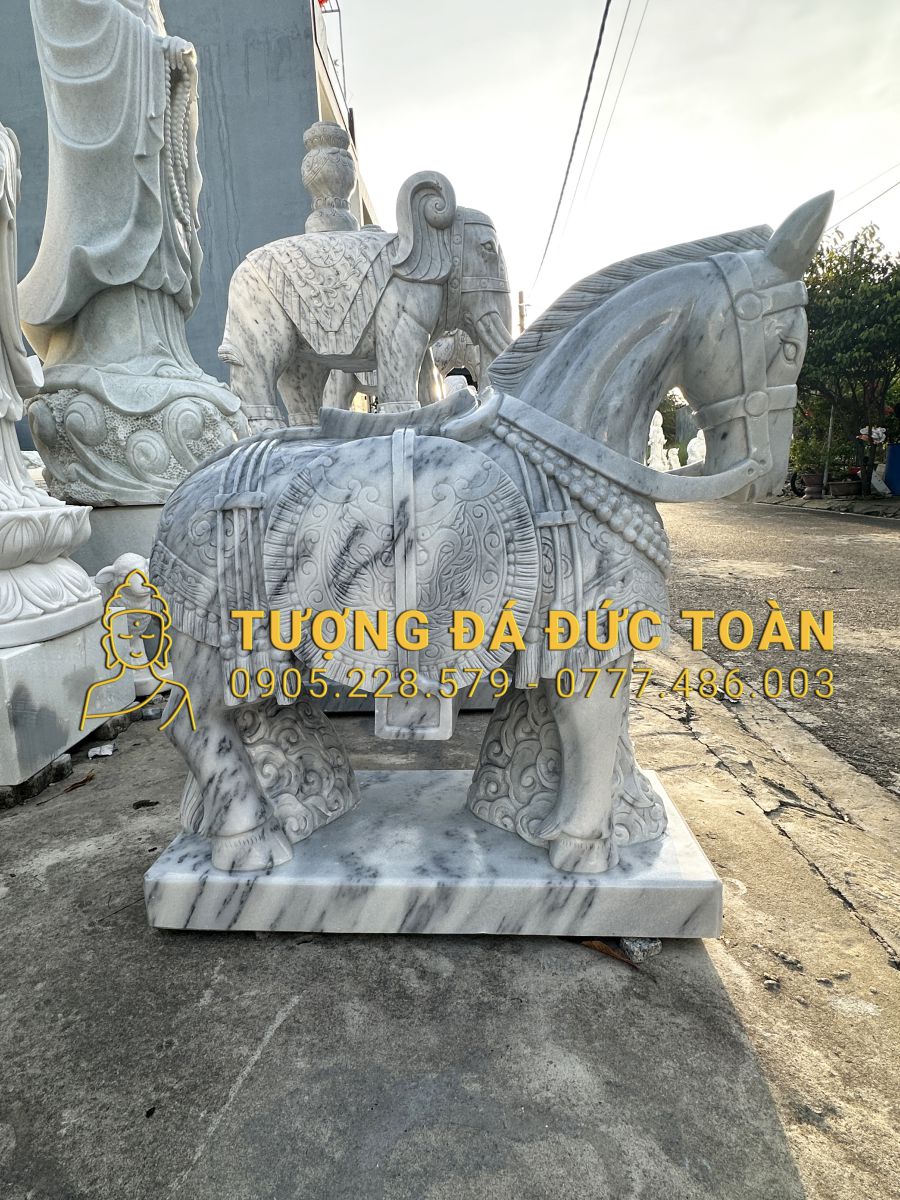 TƯỢNG NGỰA ĐÁ NGUYÊN KHỐI MÀU XÁM ND_20 20 28 (5)