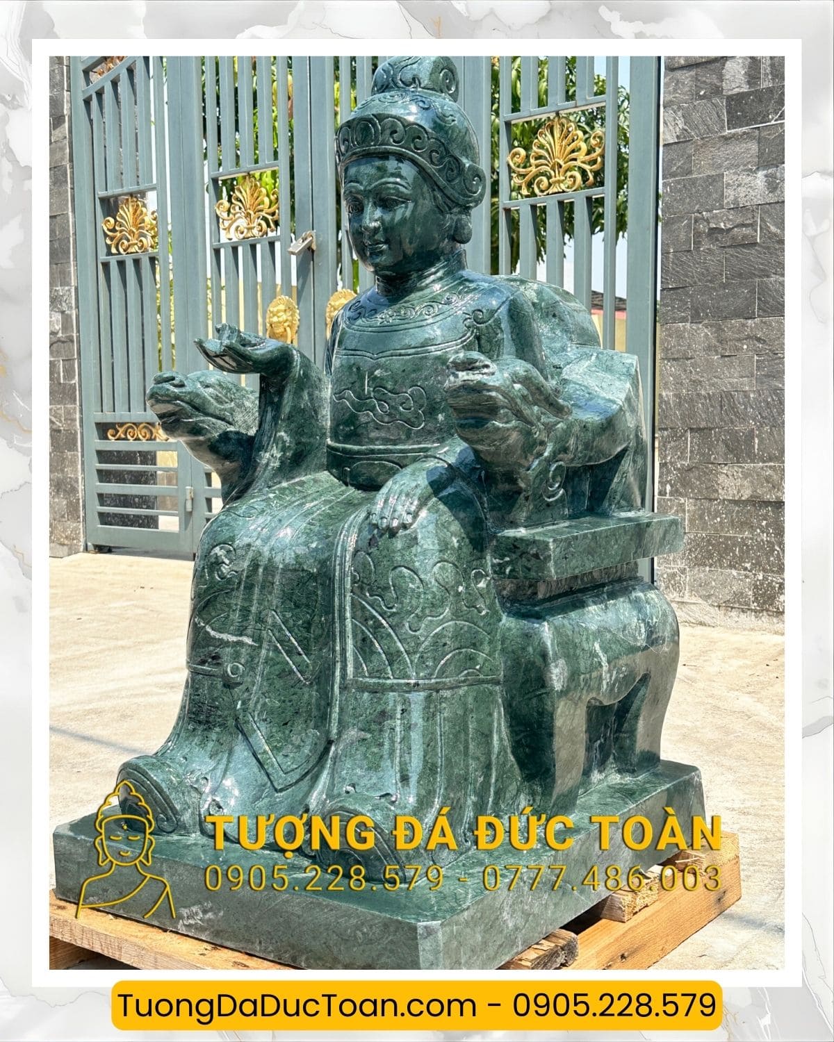 Tượng Bà Chúa Xứ