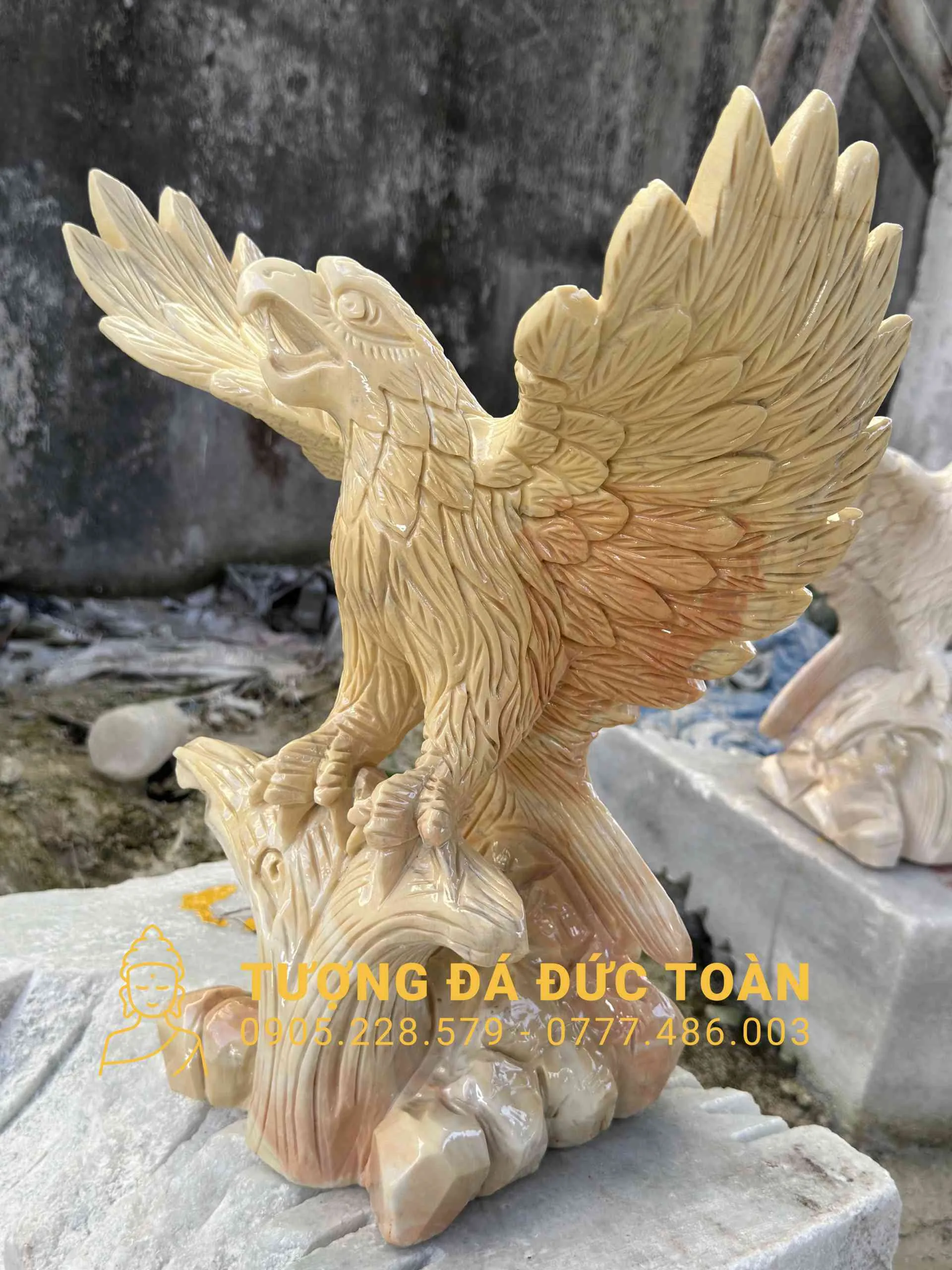 Tượng Đại Bàng Đá Đẹp Nguyên Khối – Uy Quyền Lãnh Đạo & Tầm Nhìn Chiến Lược