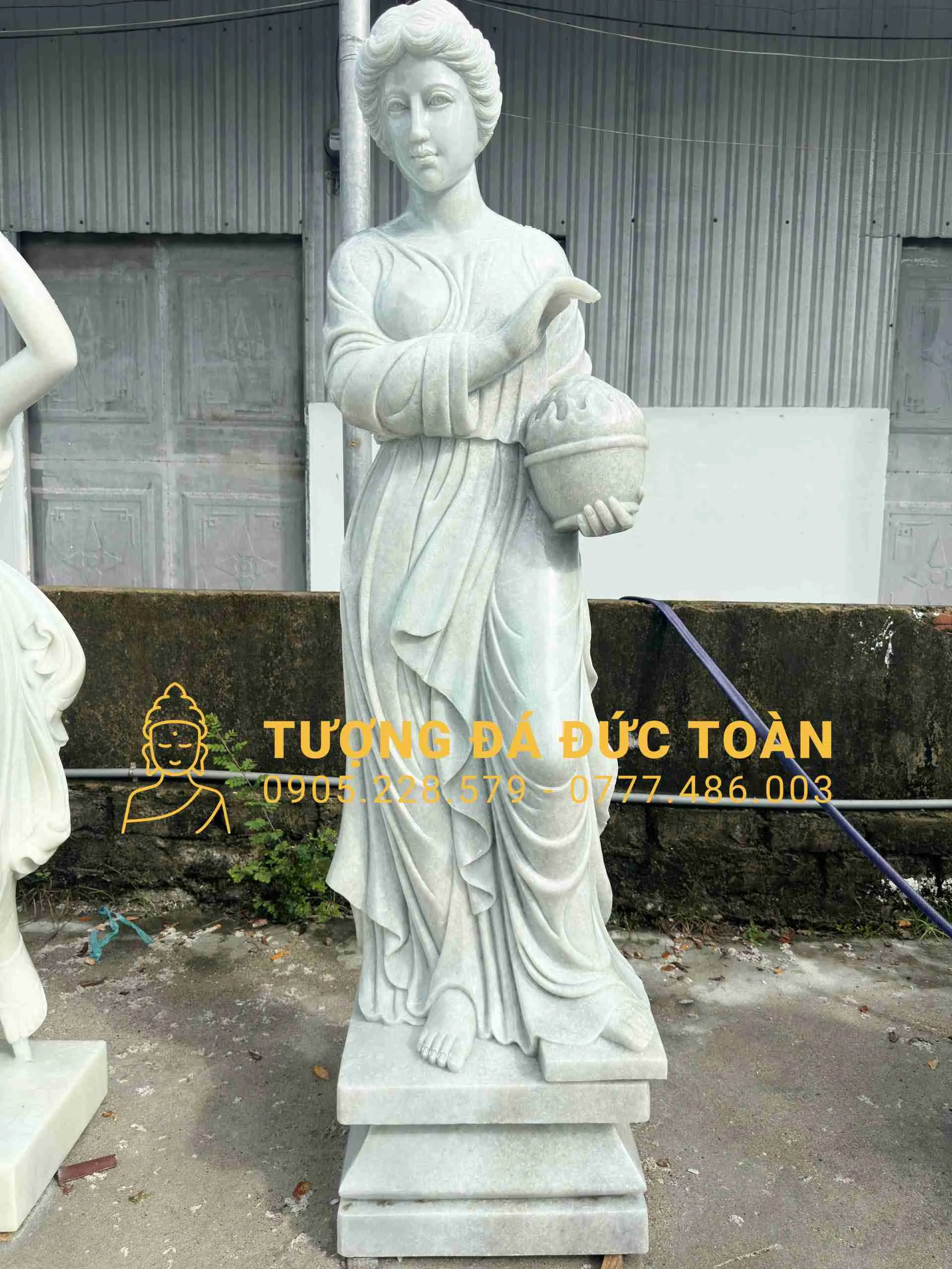TƯỢNG CÔ GÁI ĐÁ CẨM THẠCH TRẮNG NGUYÊN KHỐI ĐẸP TỰ NHIÊN