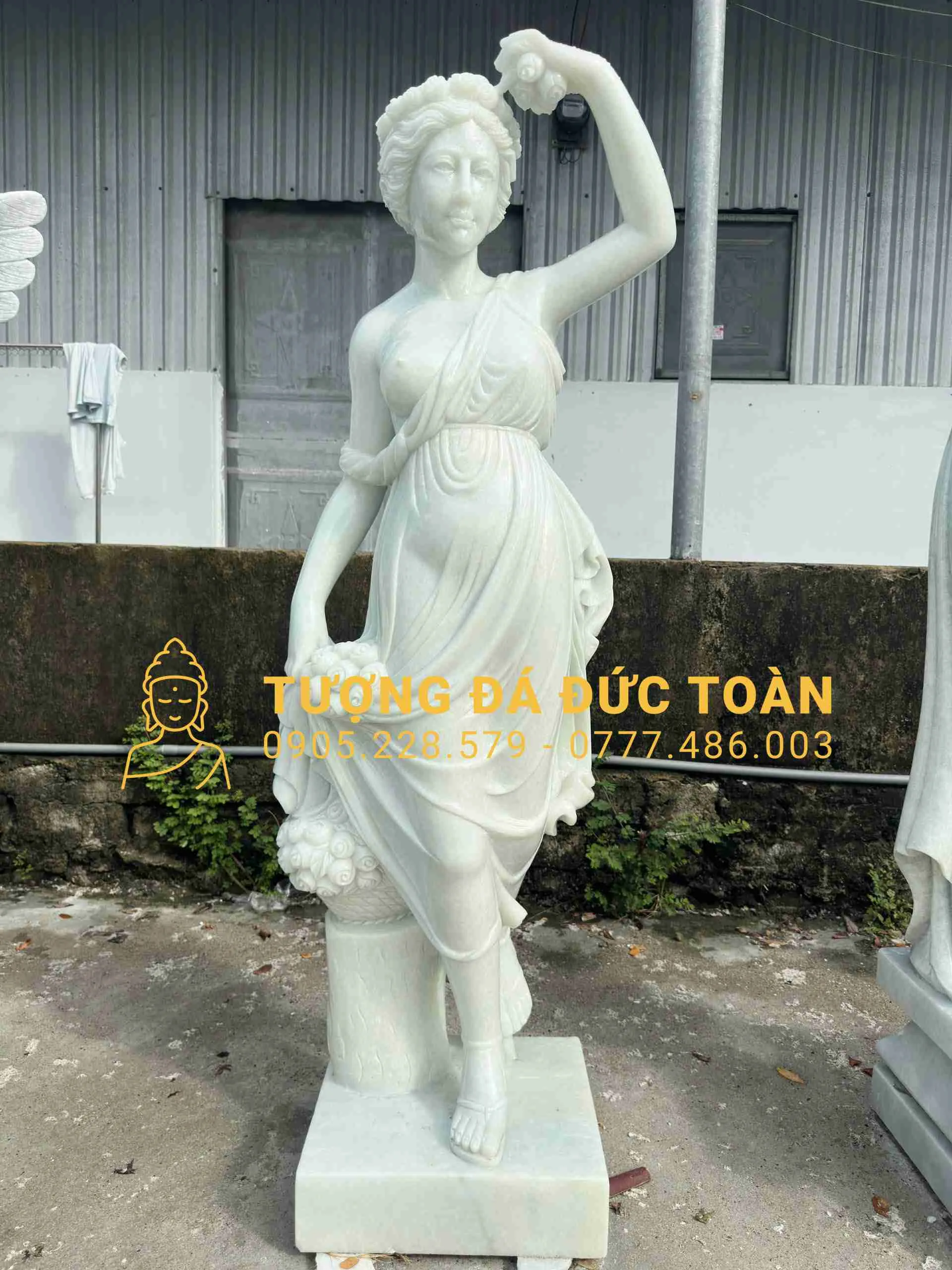 Tượng Cô Gái Đá Đẹp Nguyên Khối: Tuyệt Tác Nghệ Thuật Điêu Khắc Đẳng Cấp