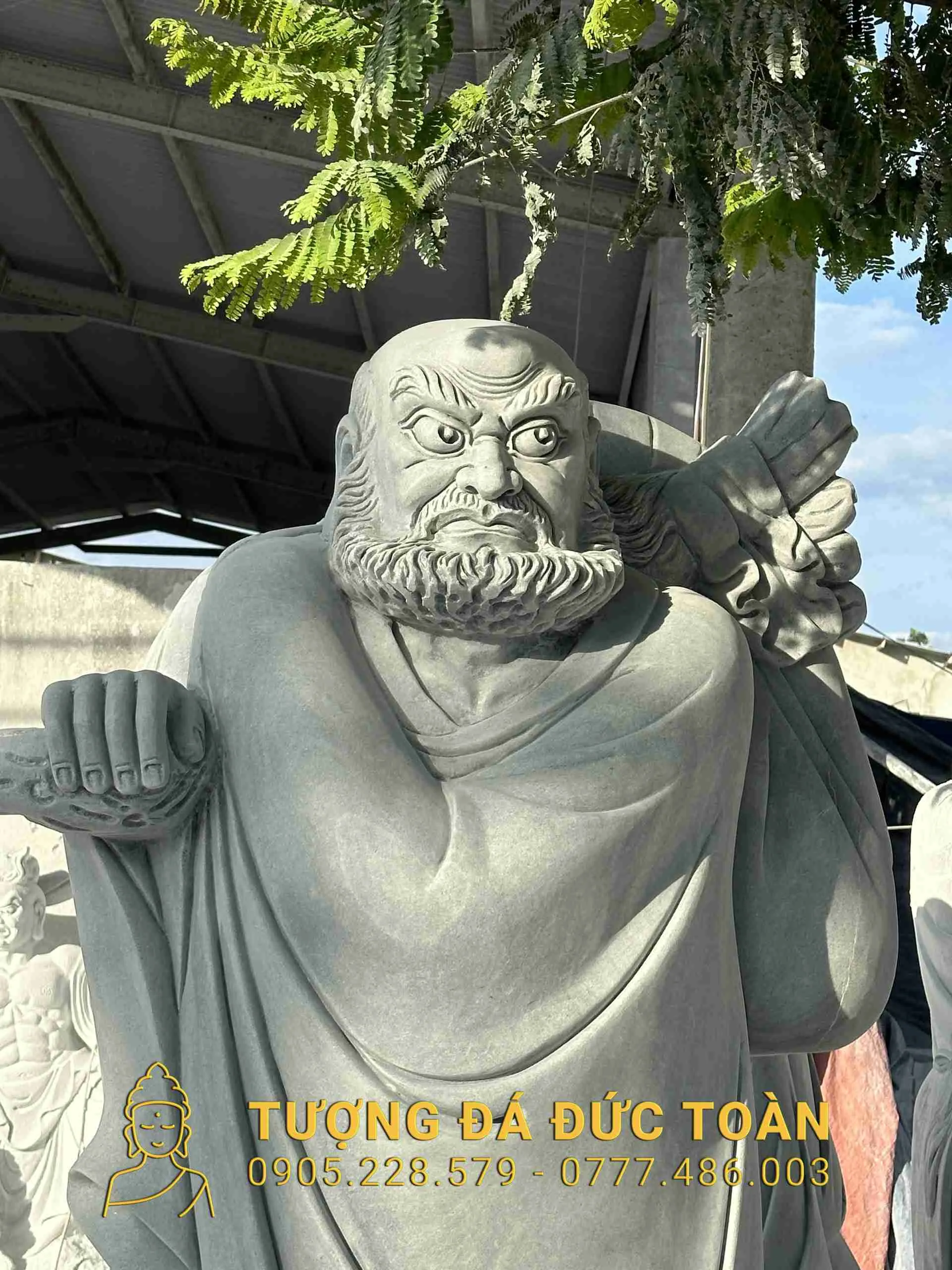 Góc nhìn phụ