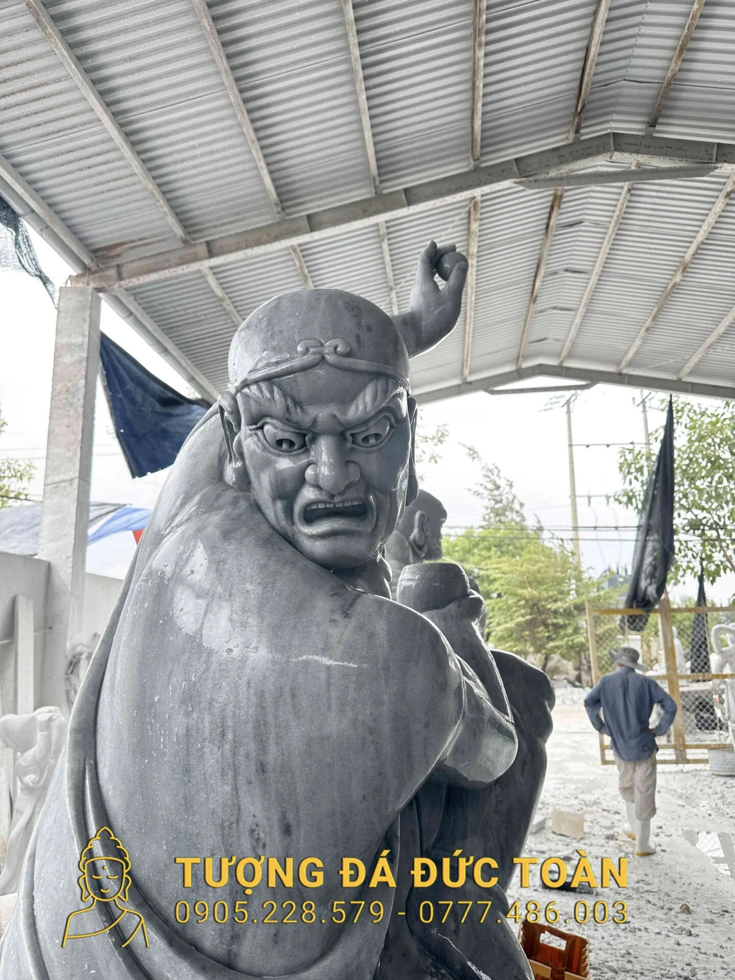 Góc nhìn phụ