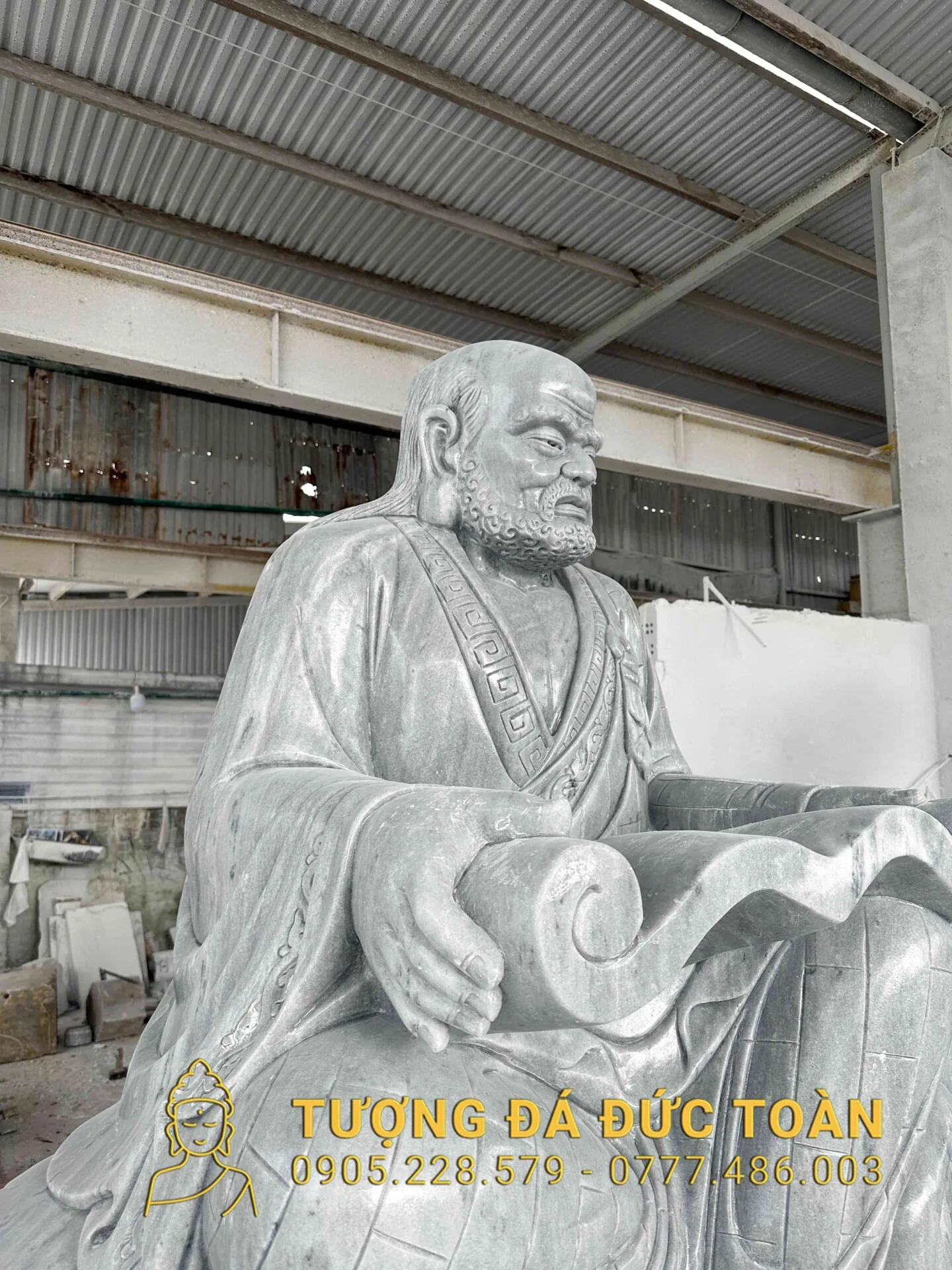 Góc nhìn phụ