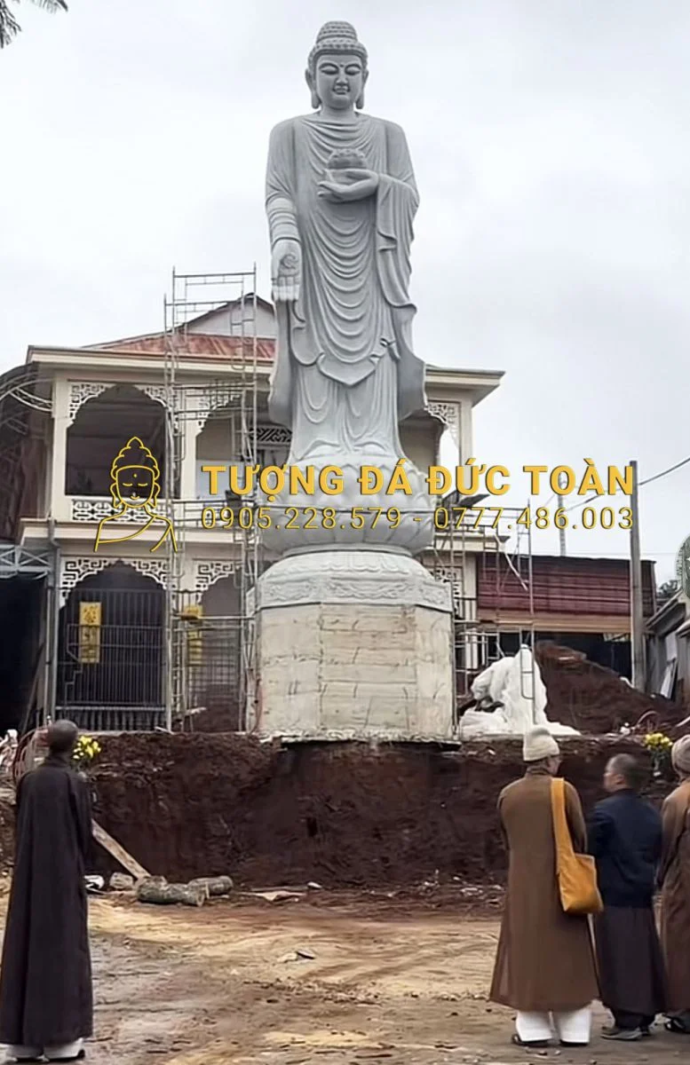 Tượng Phật A Di Đà đẹp nhất Đà Nẵng cao 9m kèm đế