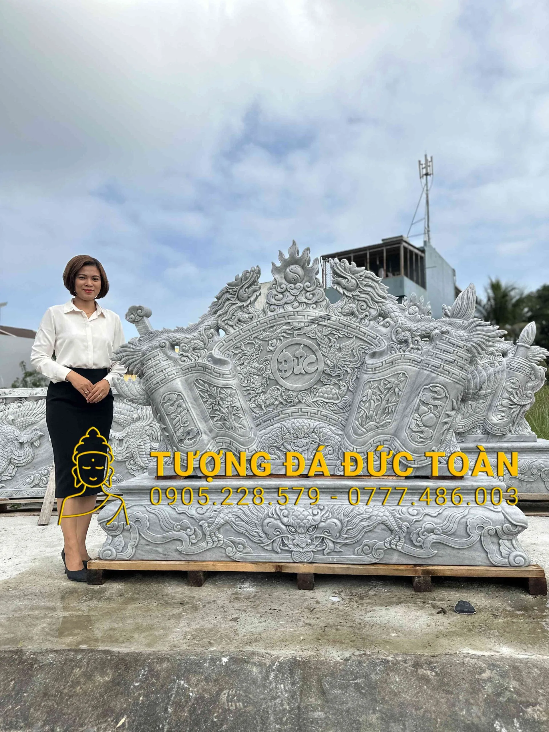 Bức Bình Phong Đá Cẩm Thạch Xám Mịn Tự Nhiên