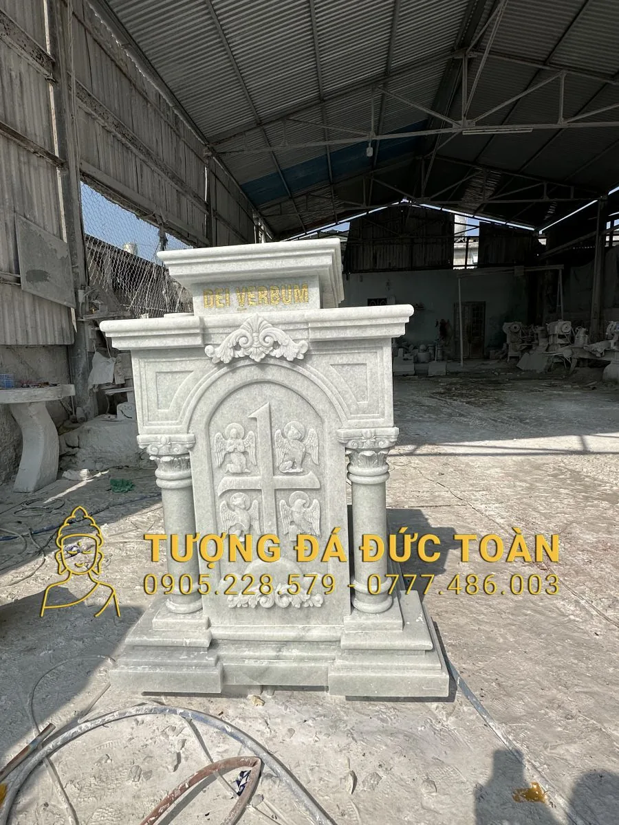 Bục Làm Lễ Công Giáo Bằng Đá BTD_28 – Trang Nghiêm, Chuẩn Phụng Vụ, Tinh Xảo