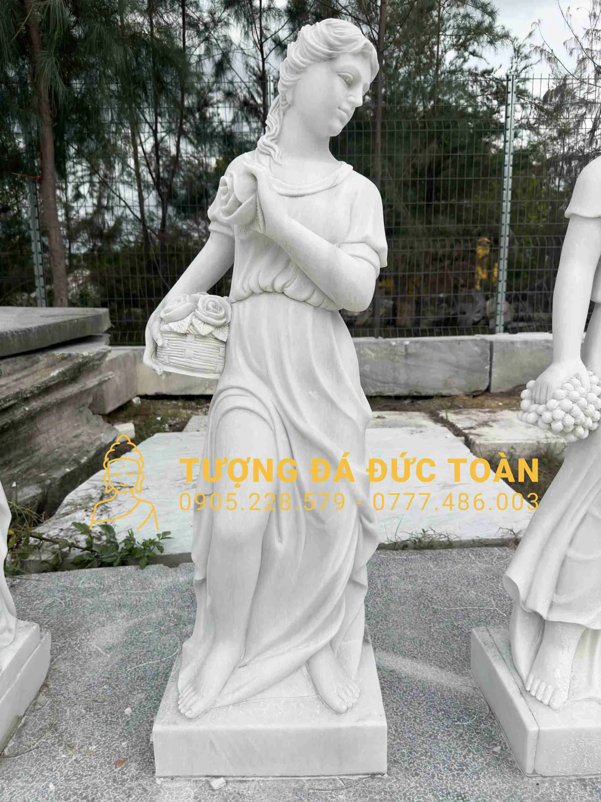 Tượng Cô Gái Đá Cẩm Thạch Trắng Mịn Đẹp Tự Nhiên – Tuyệt Tác Điêu Khắc Đẳng Cấp