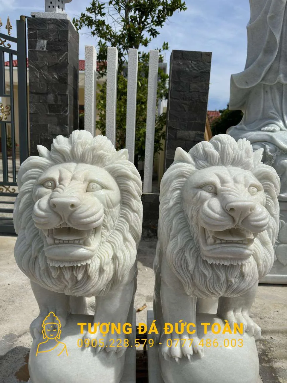 Tượng Sư Tử Đá Cẩm Thạch Trắng Tự Nhiên – Tuyệt Tác Trấn Trạch Uy Nghiêm