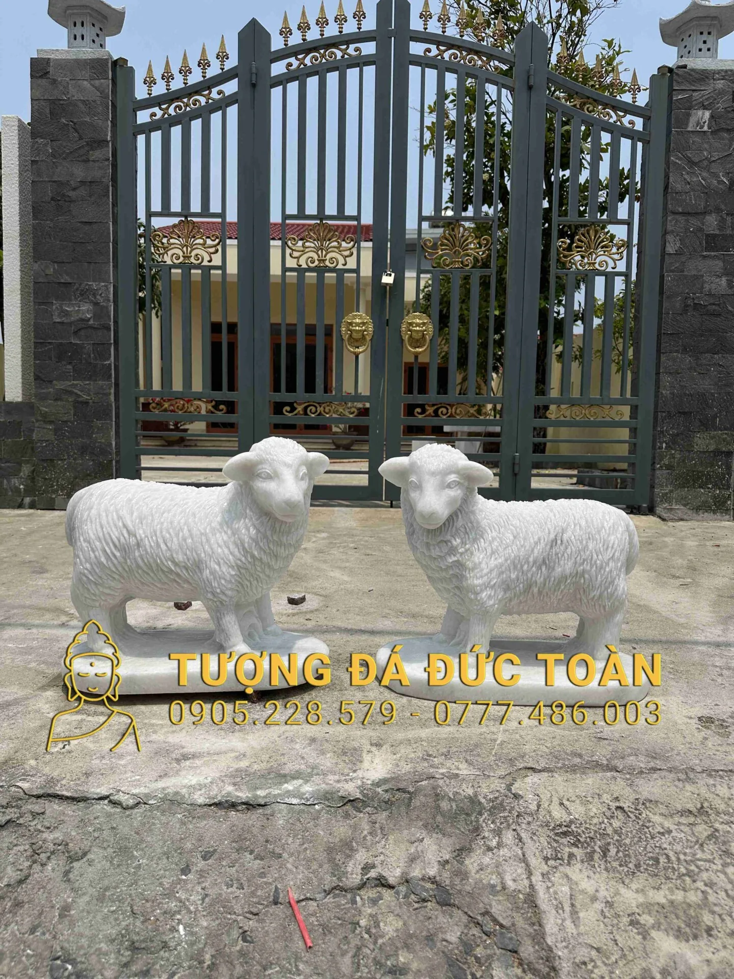 Tượng Cừu Bằng Đá DVK_34 – Biểu Tượng Của Sự Hiền Hòa Và Sung Túc