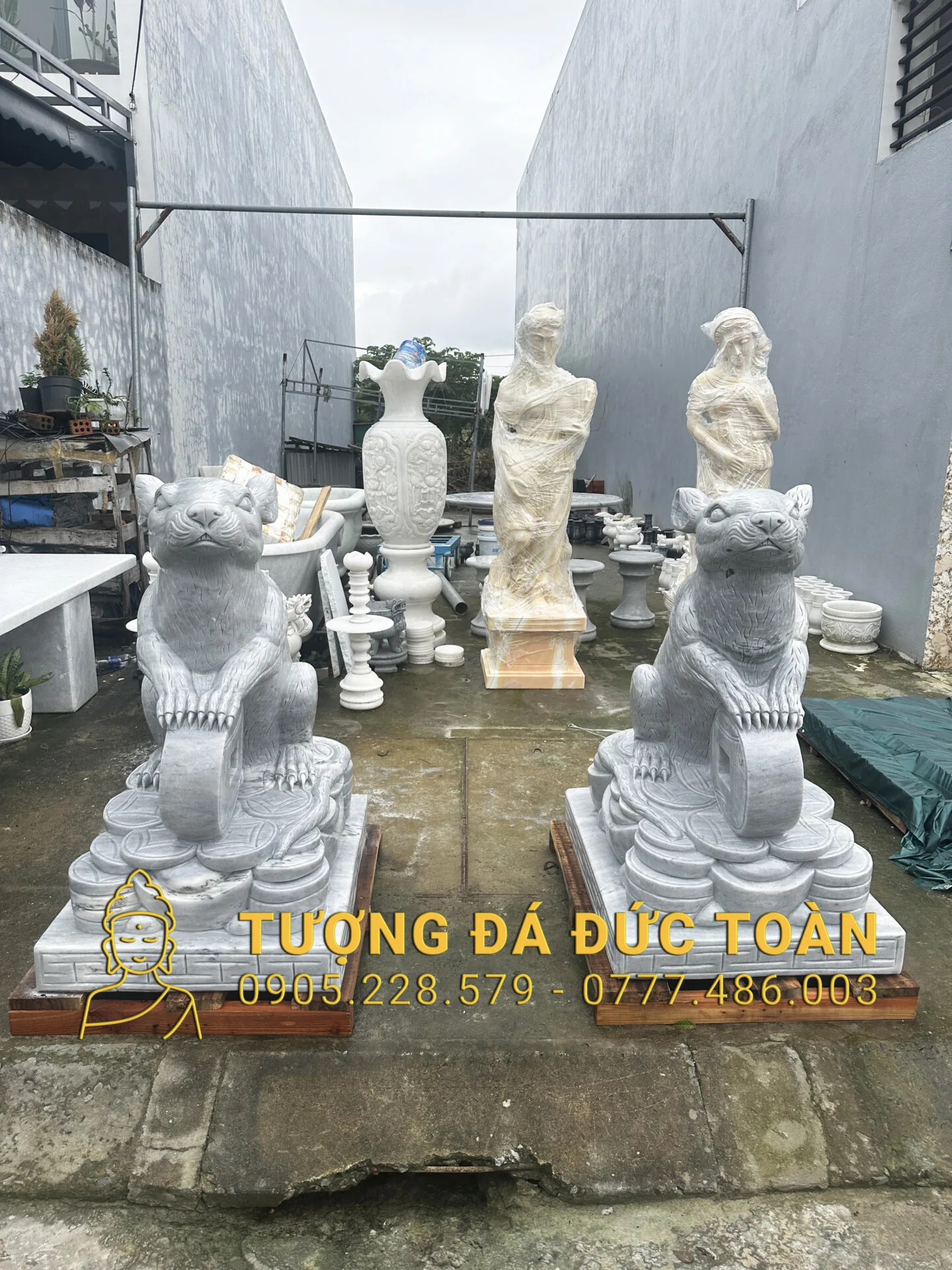 TƯỢNG CHUỘT ĐÁ CẨM THẠCH XÁM CAO 1,1M DVK_31