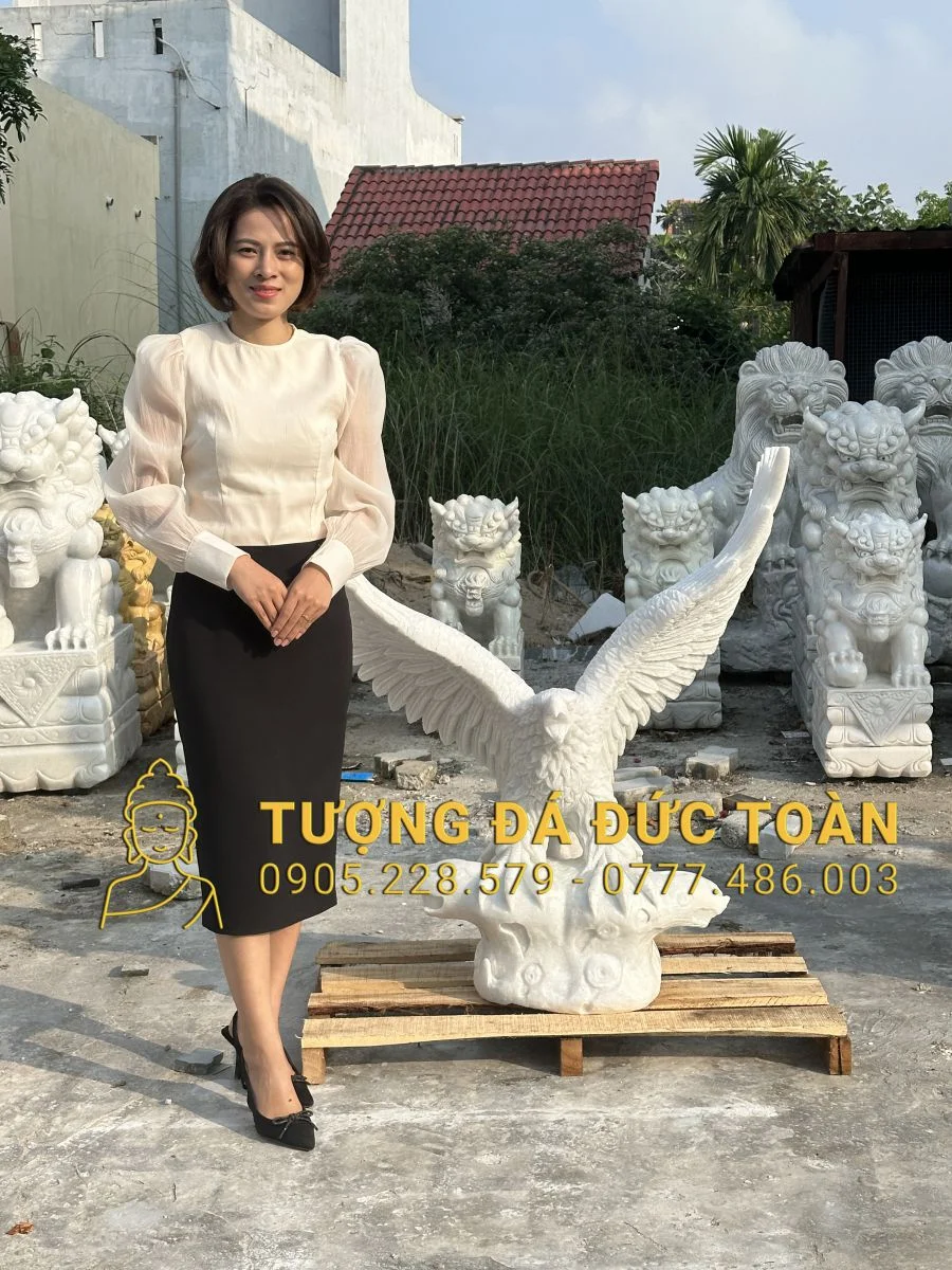 Tượng Đại Bàng Đá Cẩm Thạch Trắng Cao 1m – Biểu Tượng Lãnh Đạo & Tầm Nhìn Chiến Lược