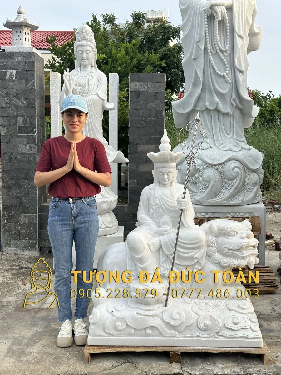 TƯỢNG ĐỊA TẠNG CƯỠI ĐỀ THÍNH ĐÁ TRẮNG CAO 1,17M DT_03