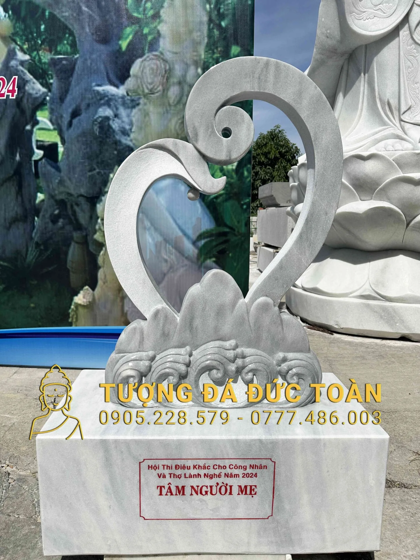 TƯỢNG NGHỆ THUẬT TÂM NGƯỜI MẸ BẰNG ĐÁ NT_82 – Biểu Tượng Của Tình Mẫu Tử Vĩnh Hằng