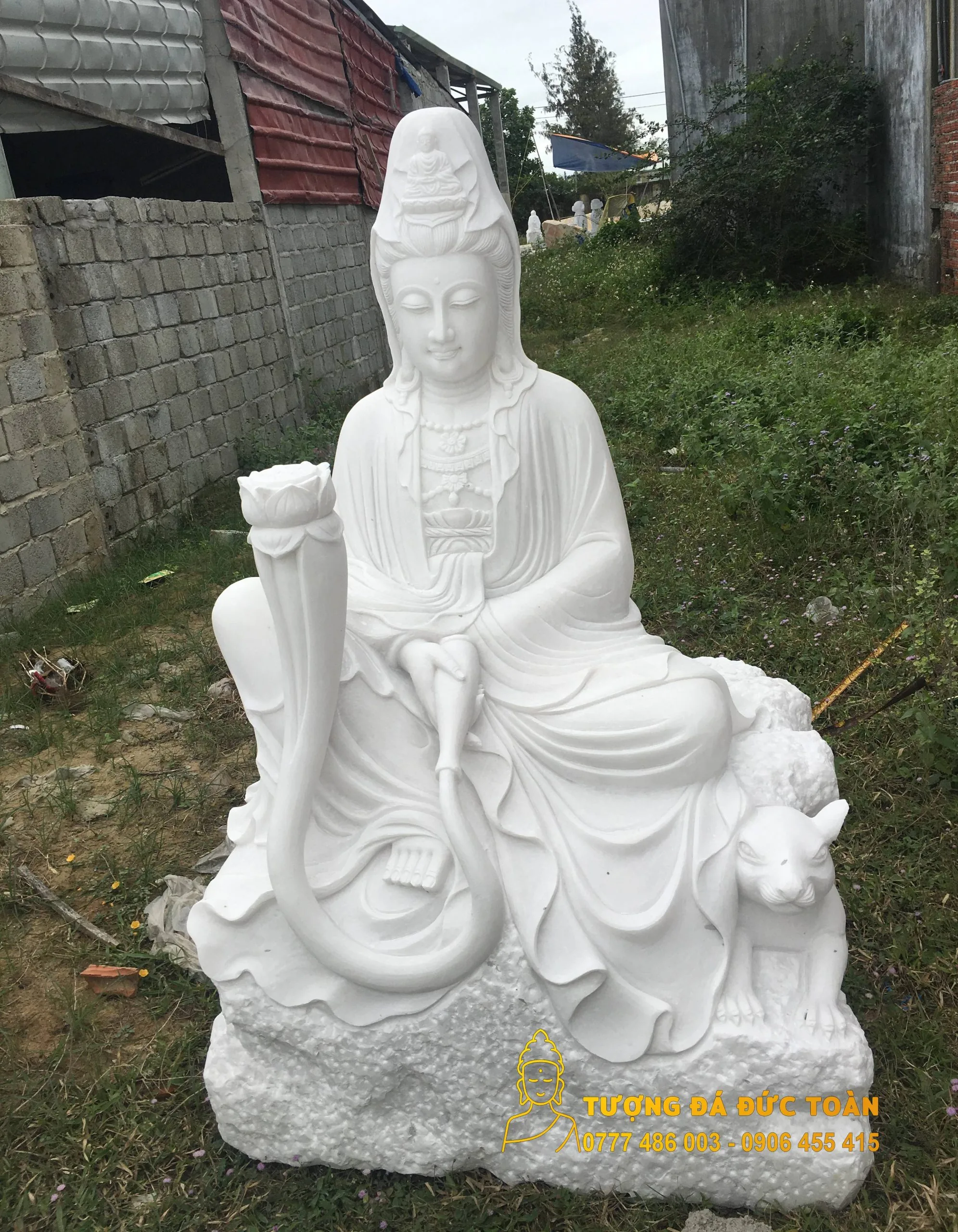Chế tác tượng Quán Tự Tại đá đẹp Đà Nẵng