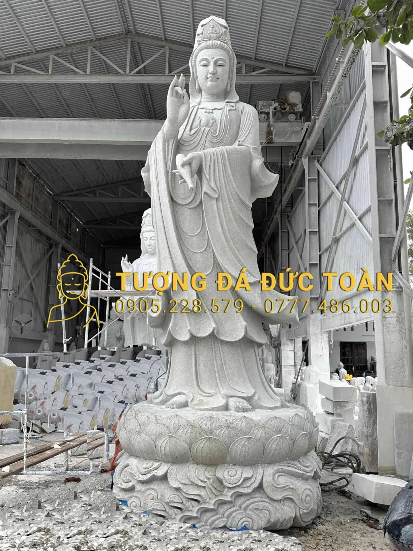 Tượng Phật Quan Âm Cao 3m Đá Granite QA_39 – Uy Nghiêm, Trường Tồn Vĩnh Cửu