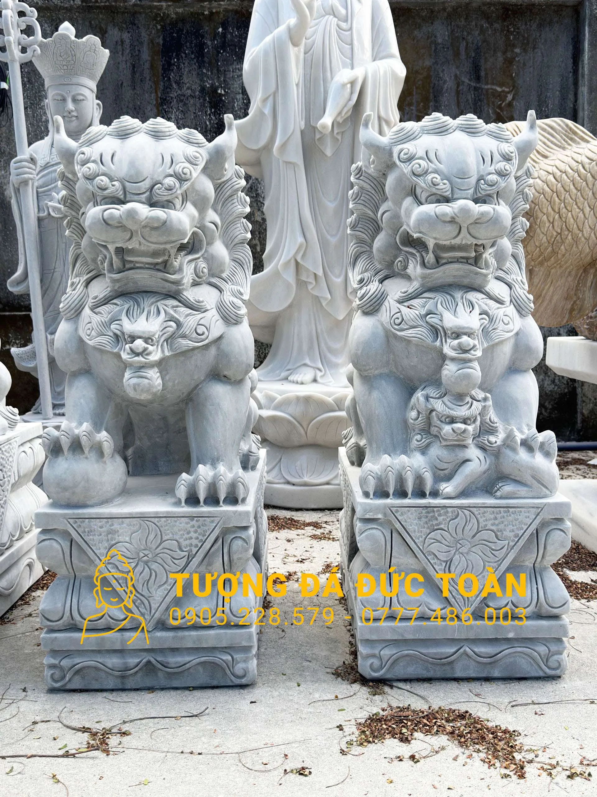 Tượng Kỳ Lân Đá Cẩm Thạch Xám Nguyên Khối – Linh Vật Trấn Trạch Uy Nghiêm