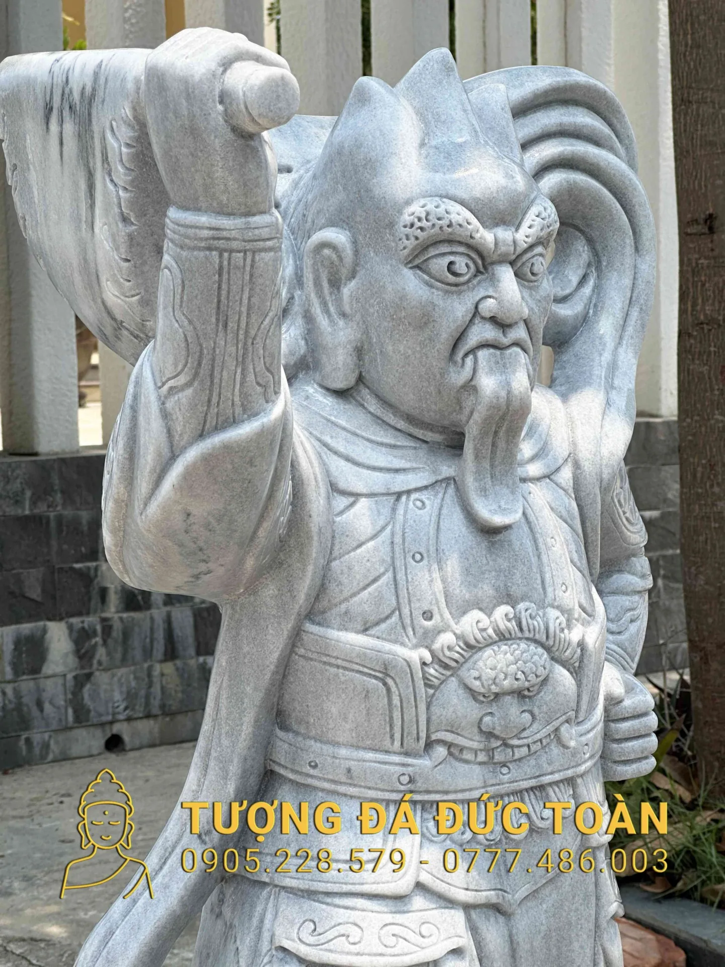 Góc nhìn phụ