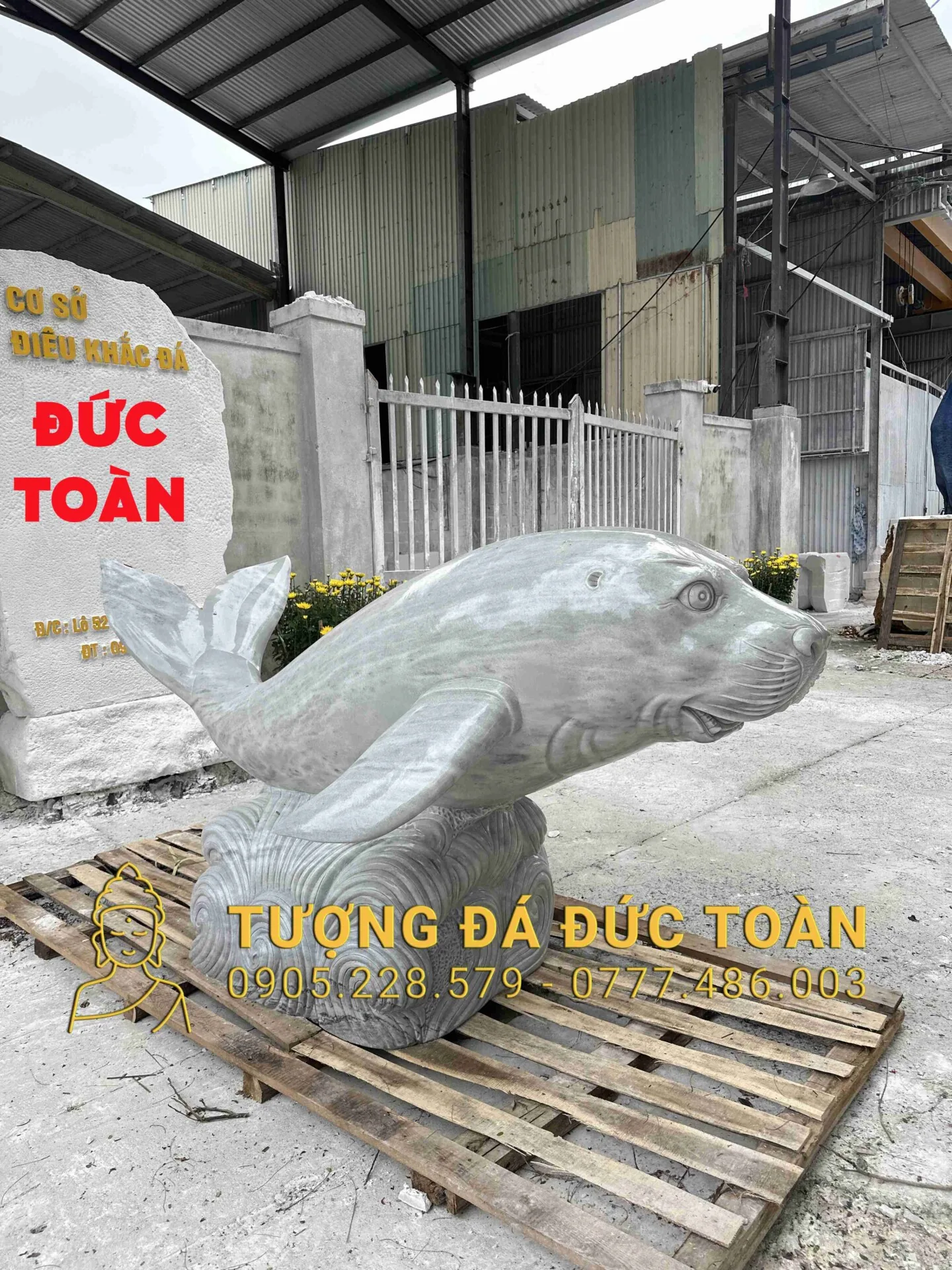 Tượng Hải Cẩu Đá Cẩm Thạch Xám – Nghệ Thuật Trang Trí Không Gian Uy Nghiêm
