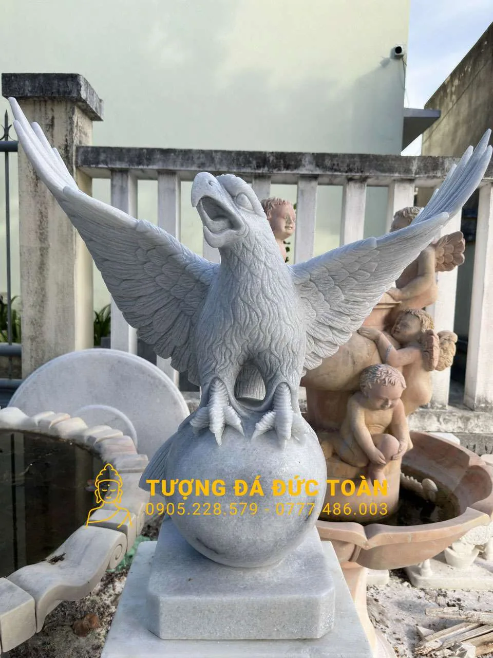 Tượng Đại Bàng Đá Cẩm Thạch Trắng – Biểu Tượng Lãnh Đạo & Tầm Nhìn Chiến Lược