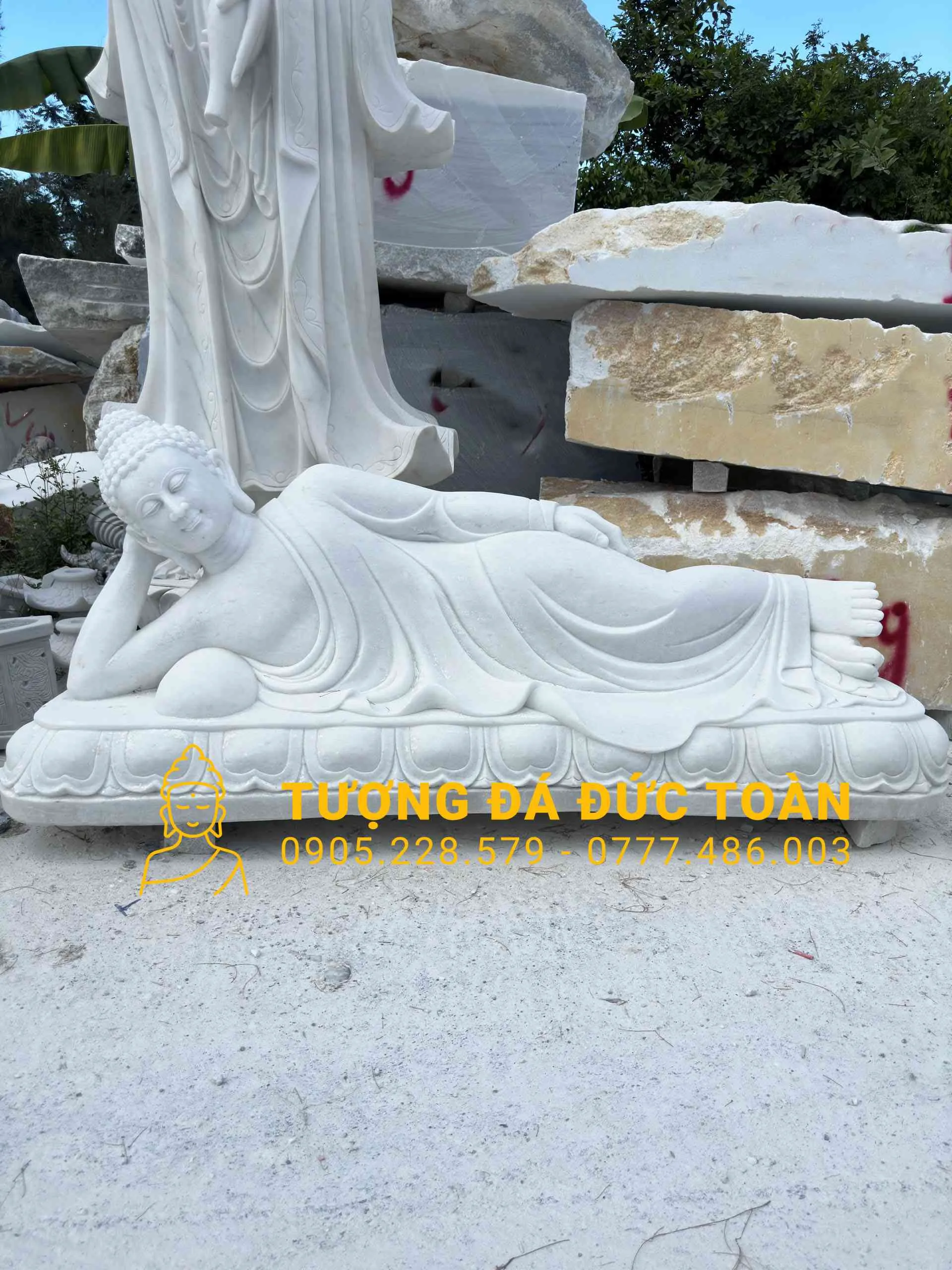 TƯỢNG PHẬT NHẬP NIẾT BÀN ĐÁ ĐẸP