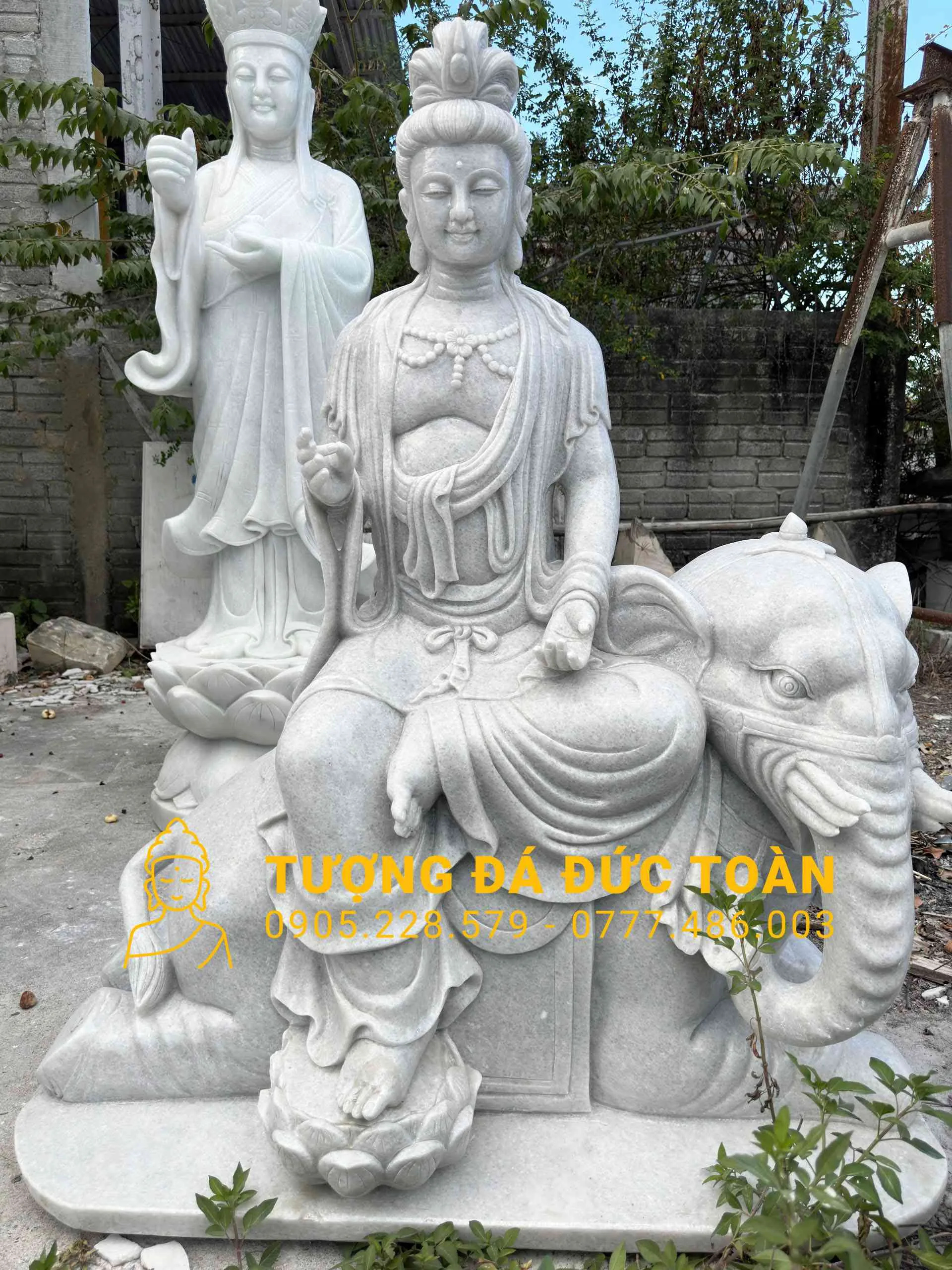 TƯỢNG PHẬT ĐÁ PHỔ HIỀN BỒ TÁT